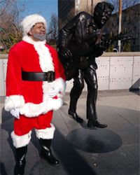 pro santa suit with statue