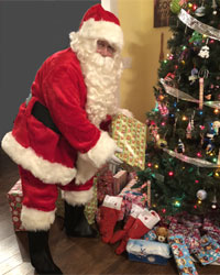 pro santa suit with tree